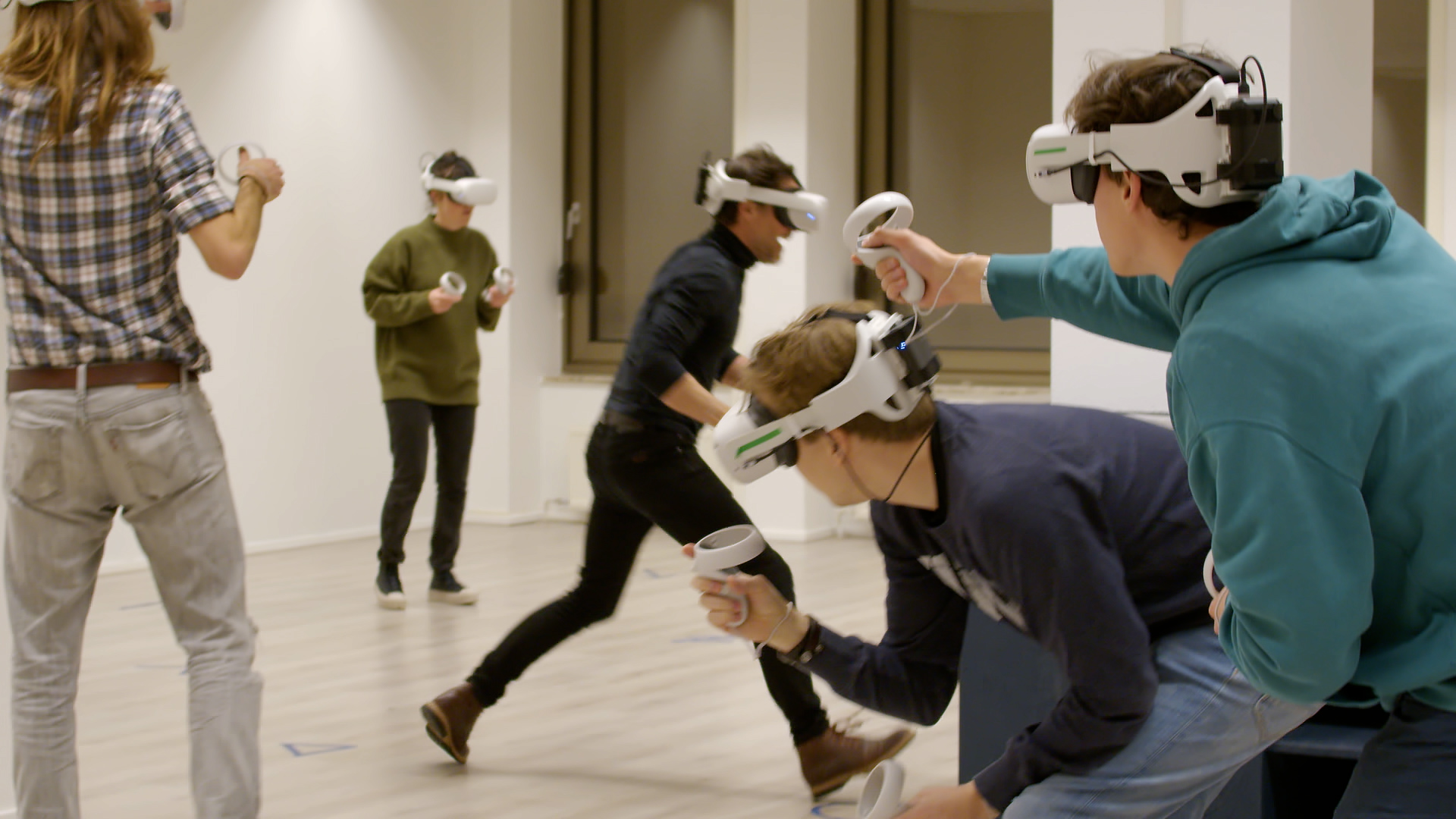 Physical shared VR teamplay, unlike any other VR experience